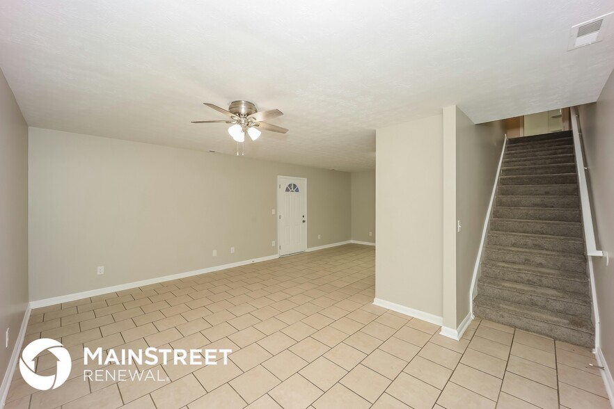 Building Photo - 6115 Forrest Ave