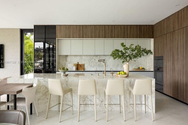 Building Photo - 1102 Washington St