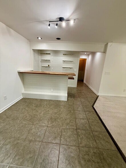 Building Photo - 531 Fox Creek Crossing