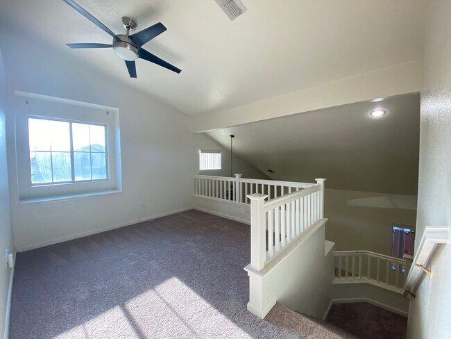 Building Photo - Spacious Home with a Pool & Hot Tub!