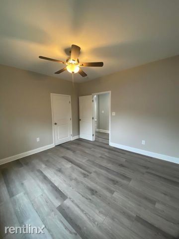 Building Photo - 3 br, 2 bath House - 131 S Van Gilder Pl