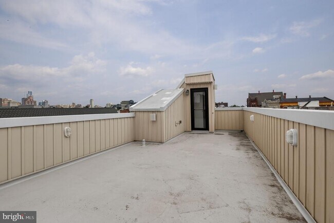 Building Photo - 1259 S 19th St