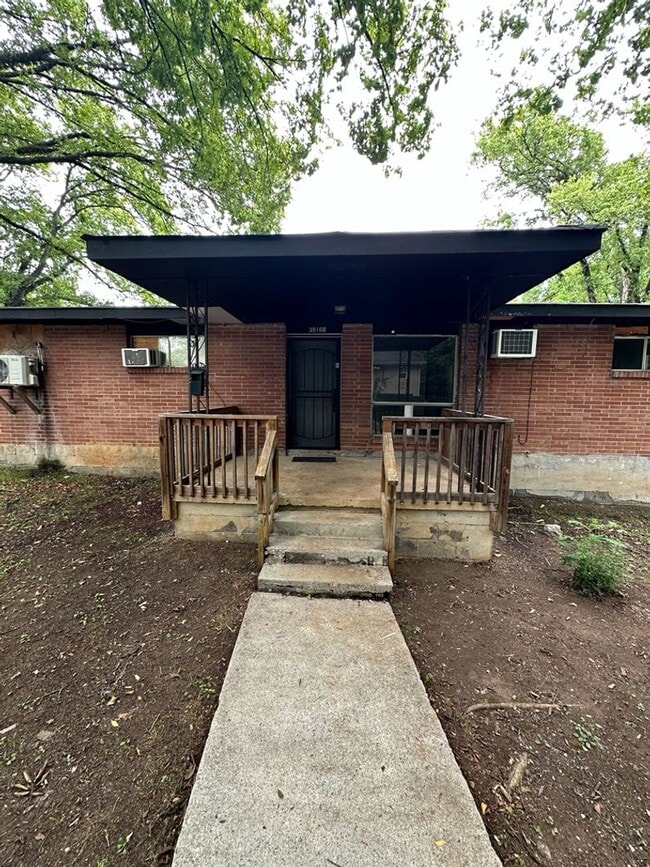 Building Photo - 3816 Fagan St