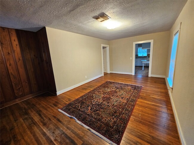 Building Photo - 603 Landrum
