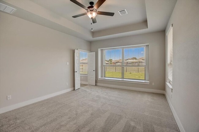 Building Photo - 2417 Caddo Canoe Dr