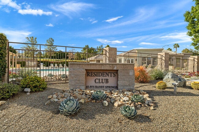 Building Photo - 79699 Carmel Valley Ave