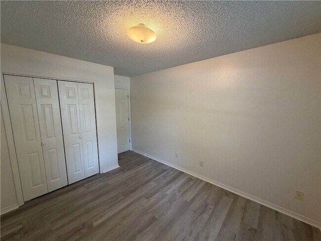 Building Photo - 1272 Tradition Ave