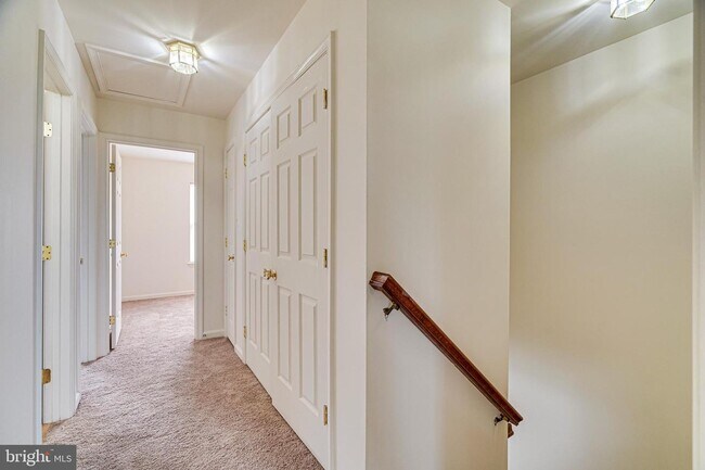 Building Photo - 417 Sparkleberry Terrace NE