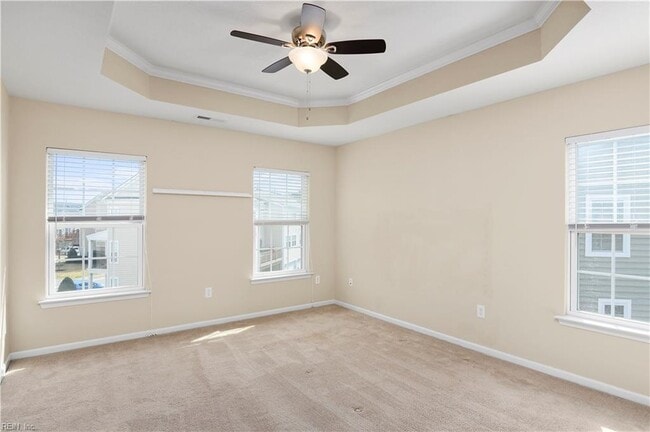 Building Photo - 4956 Almandine Ave