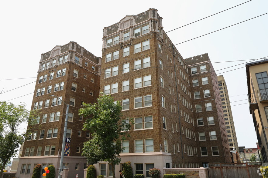 Primary Photo - Malloy Apartment Homes