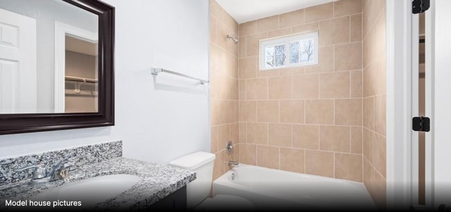 Building Photo - Your dream home awaits!