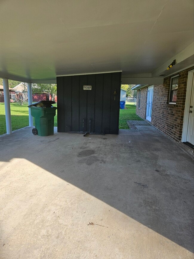 Building Photo - 1128 S Shireview Cir