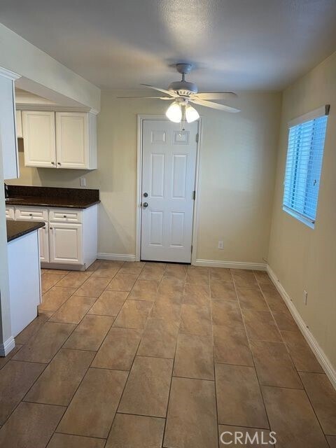 Building Photo - 1251 S Meadow Ln