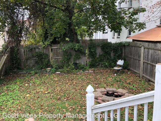 Building Photo - 3 br, 1 bath House - 2214 Liberty St