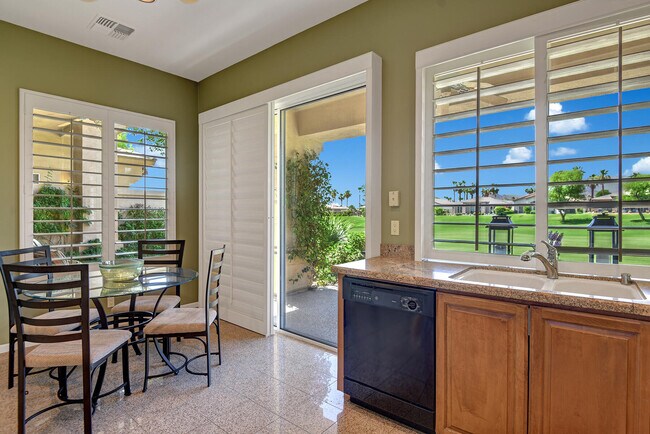 Building Photo - 383 Desert Holly Dr