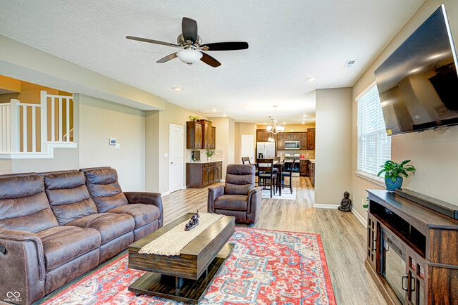 Building Photo - 1728 Gordon Dr