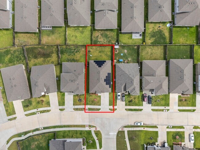Building Photo - 302 Dusty Bridle Ln