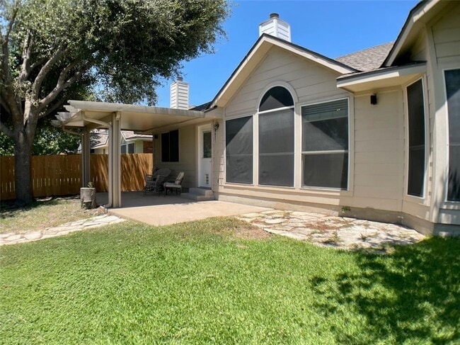 Building Photo - 4409 S Summercrest Loop