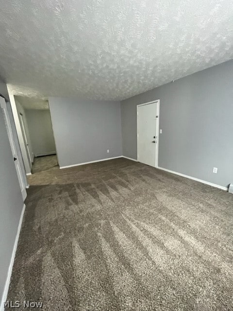 Building Photo - 166 Kendall Ave