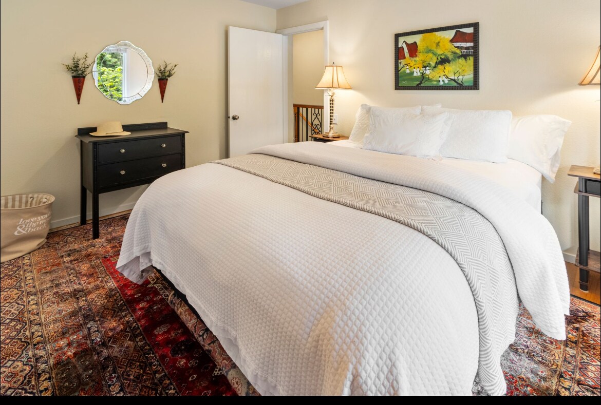 Furnished second bedroom with queen bed and second bathroom - 13730 15th Ave NE