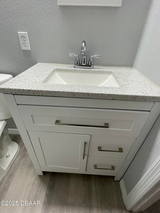 Building Photo - 15 Birdie Dr