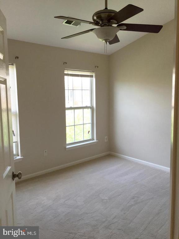 Building Photo - 6264 Shackelford Terrace