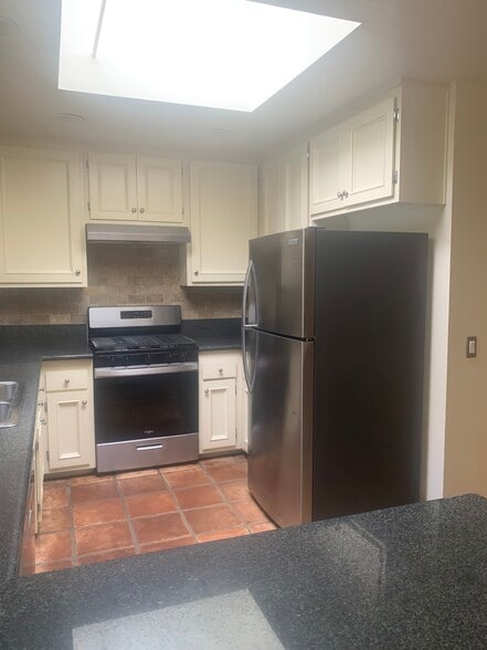 Building Photo - 30 Saint Francis Way