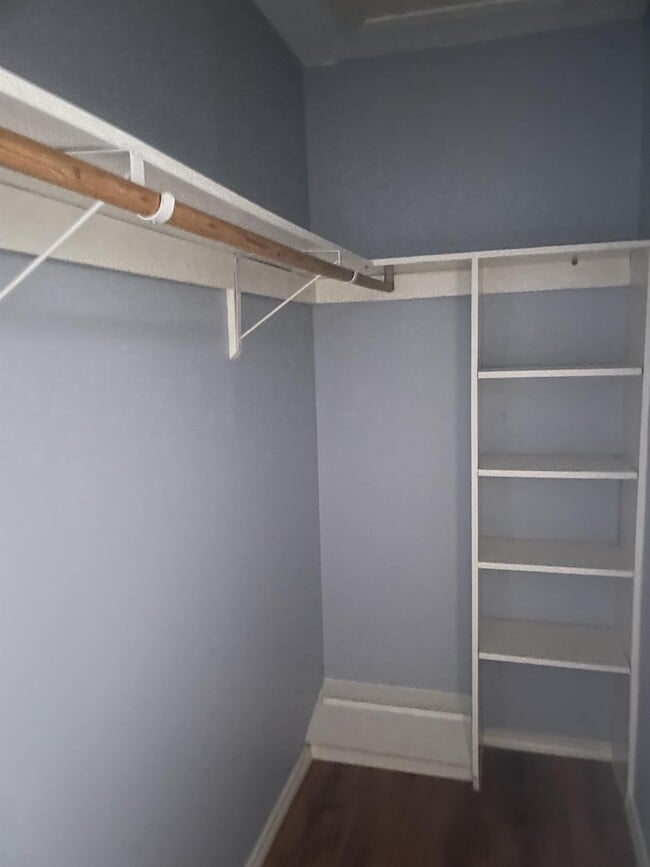 Building Photo - 329 N 8th St