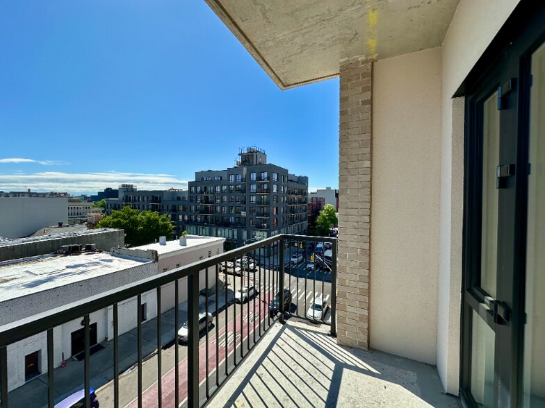 Building Photo - 2605 Snyder Ave