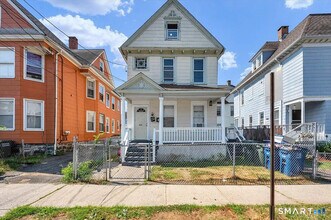 Building Photo - 200 Ogden St