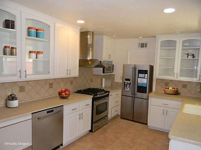 Building Photo - 1306 E Mayfair Ave