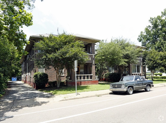 Building Photo - Mayflower Apartments