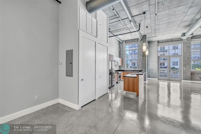 Building Photo - 434 NW 1st Ave