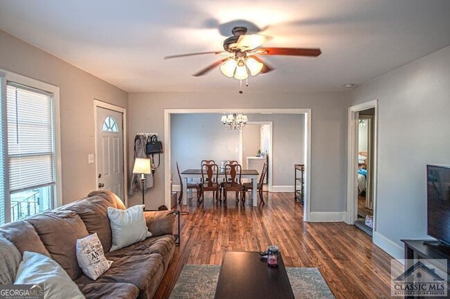 Building Photo - 129 Westover Dr