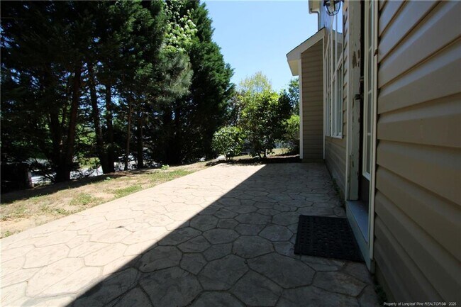 Building Photo - 5233 Stone Station Dr