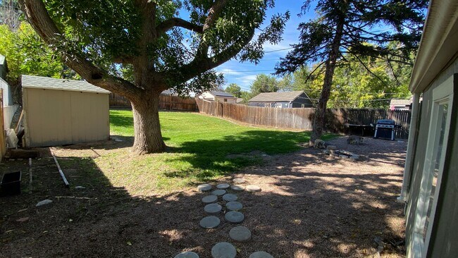 Building Photo - 4BD/1BA House with Fenced Yard – Walk to DU!