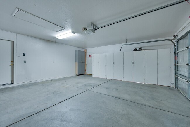 Building Photo - 561 Pacer Terrace