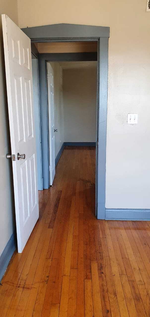 Building Photo - 4914 W 18th St