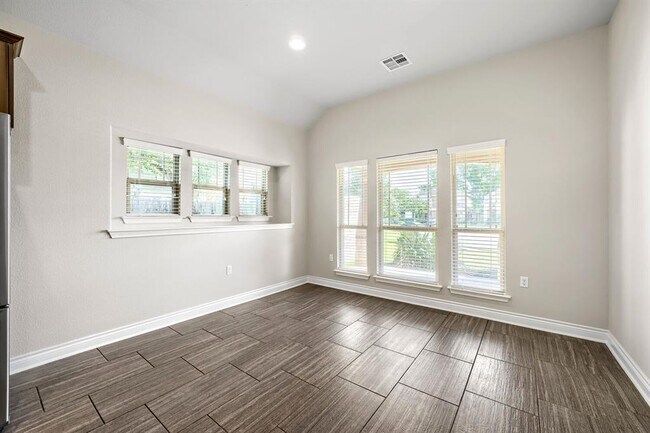 Building Photo - 2404 Spanish Camp Cove