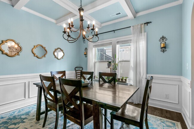 Building Photo - 230 Parrish Ln