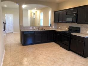 Building Photo - 2880 Donnell Dr