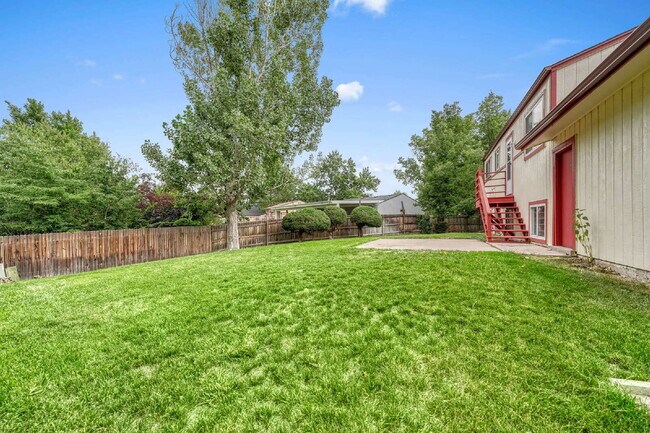 Building Photo - $2,495 - 3 Bed, 2 Bath Home in Aurora with...