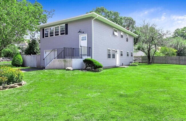 Primary Photo - 142 Greene Ave