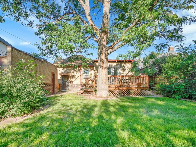 Building Photo - $2,295.00, 1 Bed, 1 Bath Home in Denver