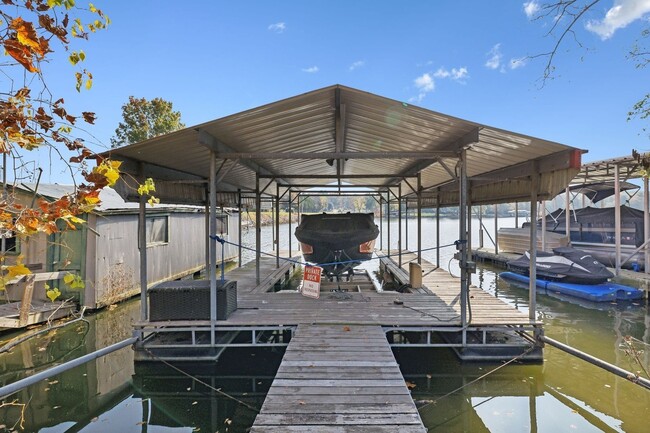 Building Photo - FULLY FURNISHED ISLAND HOME ON OLD HICKORY...