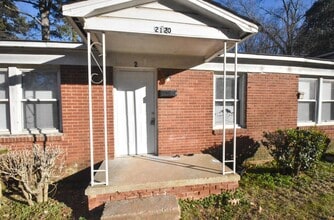 Building Photo - 2120 Kennesaw Dr