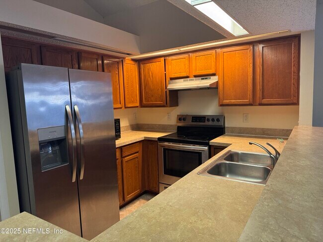 Building Photo - 6675 Morse Glen Ln