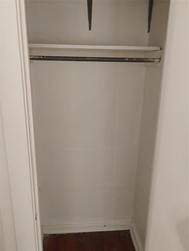 Building Photo - 545 Lindsey St