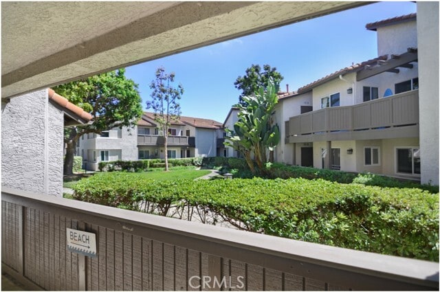 Building Photo - 74 Corniche Dr