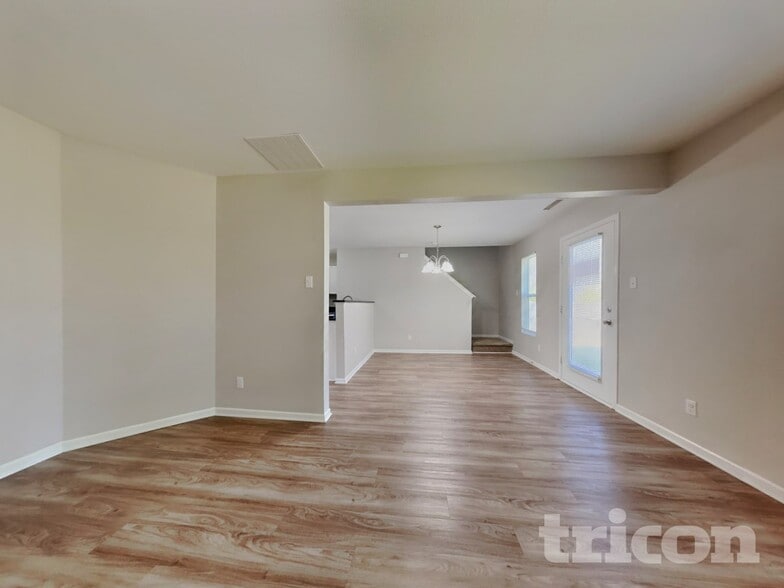 Building Photo - 855 Bitting Hall Cir